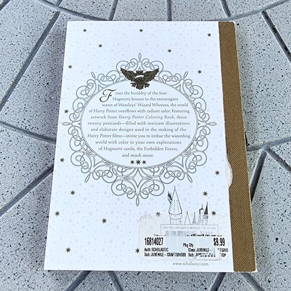 Harry Potter Coloring Wizardry Paperback & Postcard Coloring Book Bundle - Picture 4 of 9